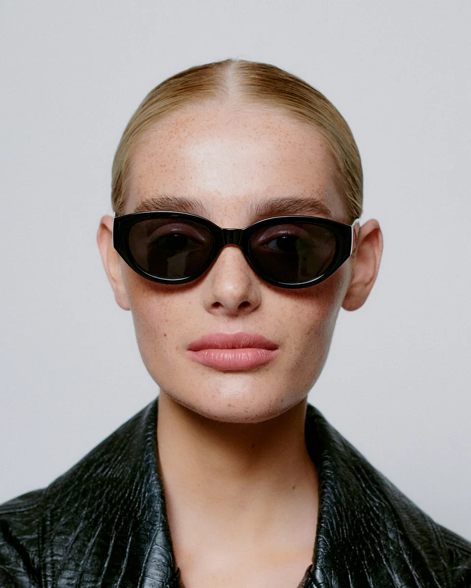 WINNIE SUNGLASSES - BLACK