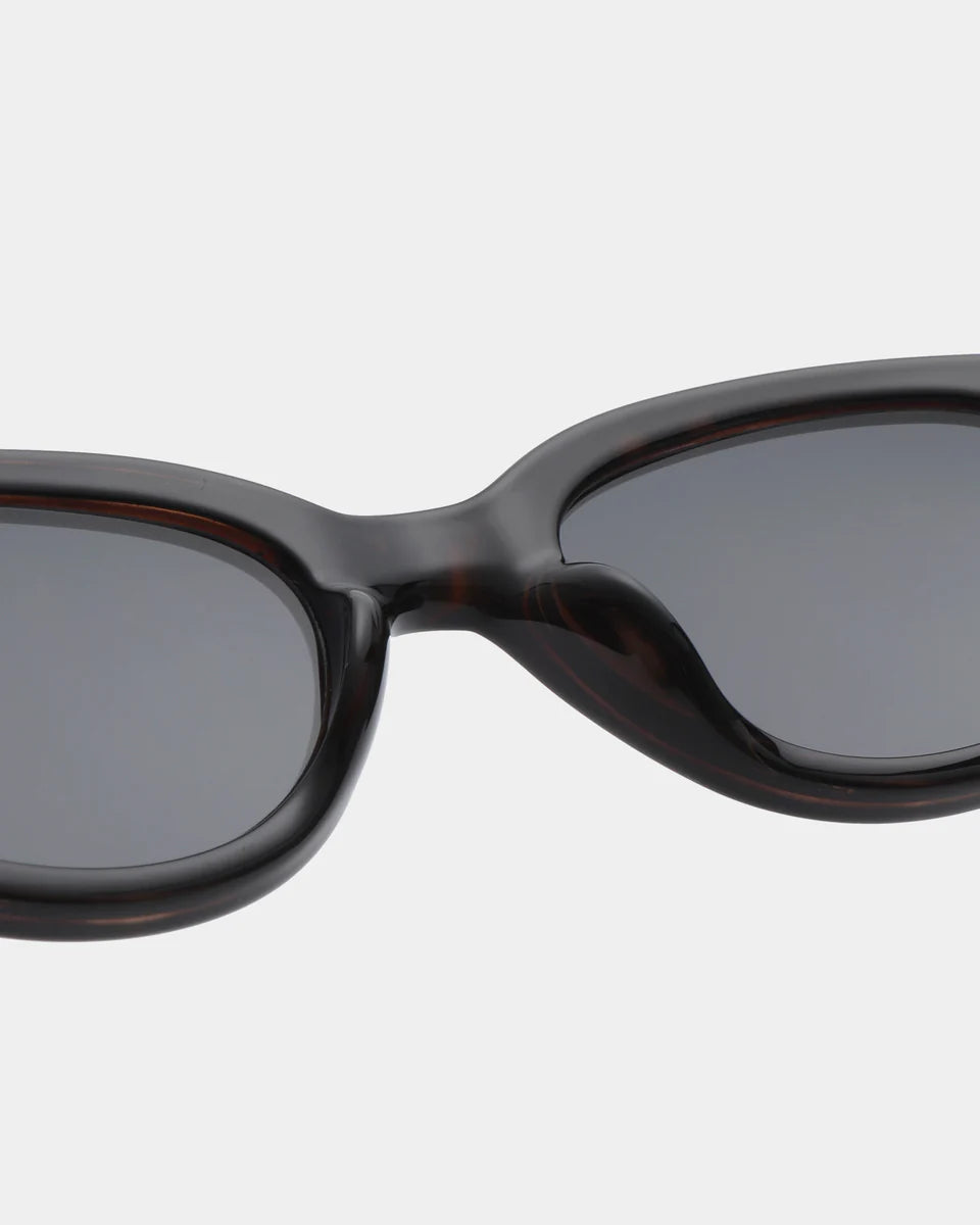 WINNIE SUNGLASSES - BLACK