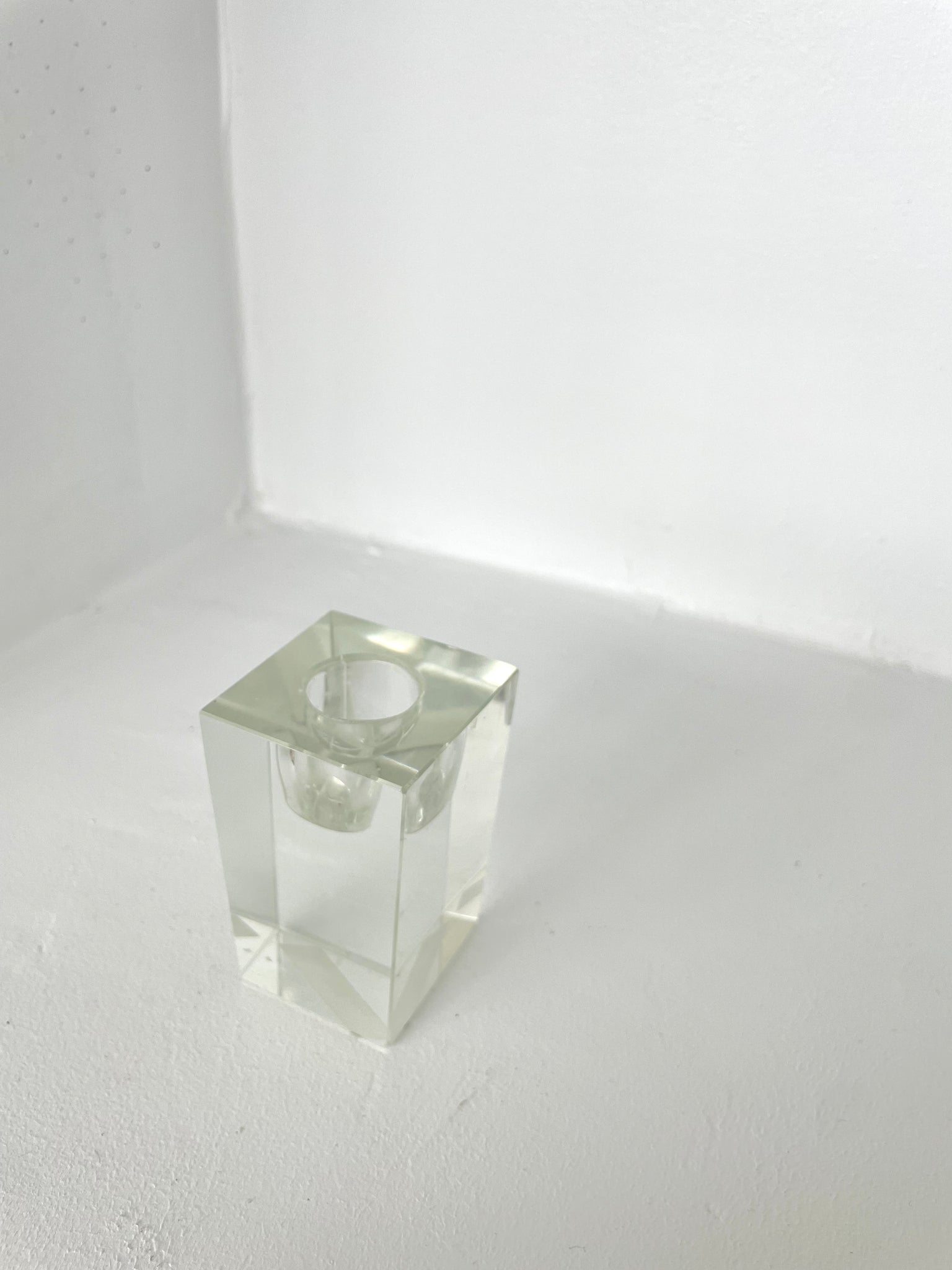 SMALL GLASS BLOCK CANDLE HOLDER