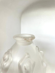 FROSTED GLASS WOMEN VASE