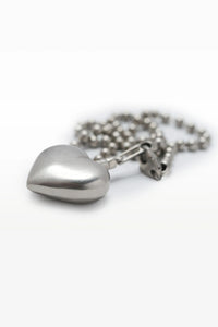 THE HEART NECKLACE